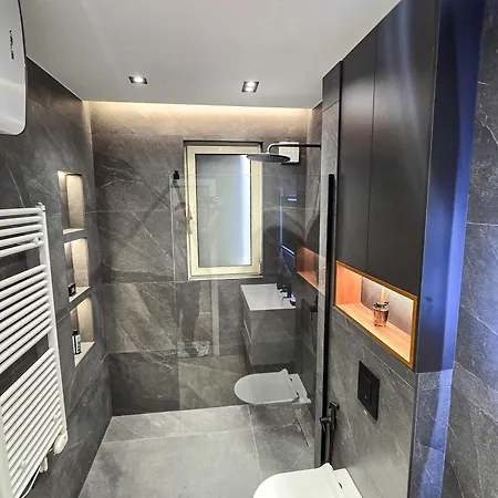 Luxury 2 Bedroom Apartment Tirana