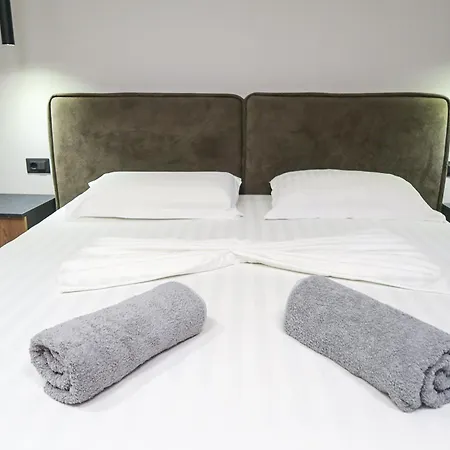 Luxury 2 Bedroom Διαμέρισμα Τίρανα