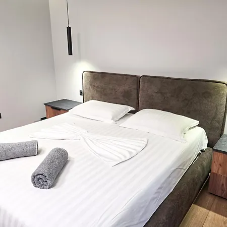 Urban21 Luxury 2 Bedroom Daire *