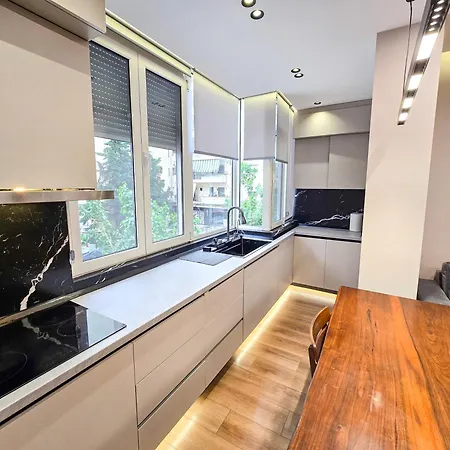 Urban21 Luxury 2 Bedroom Apartment