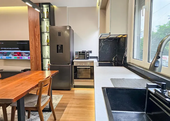 Urban21 Luxury 2 Bedroom Appartement Tirana